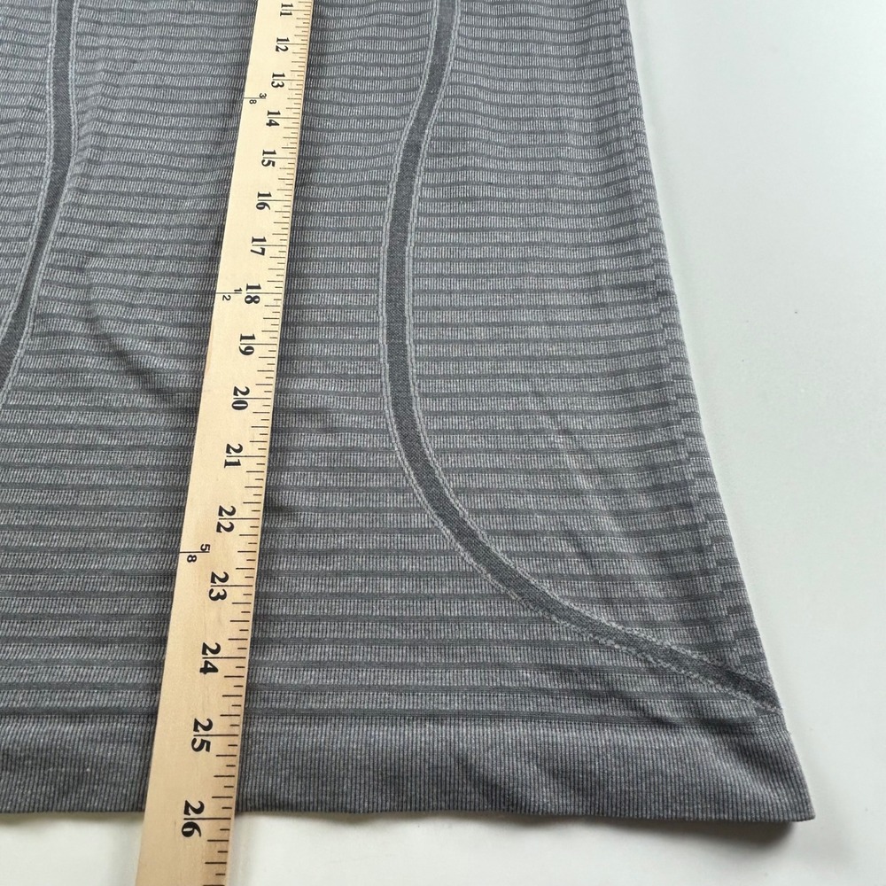 Lululemon WMNS 6 Swiftly Tech Racerback Tank Top 2.0 Grey Striped Athletic Gym - Picture 7 of 7